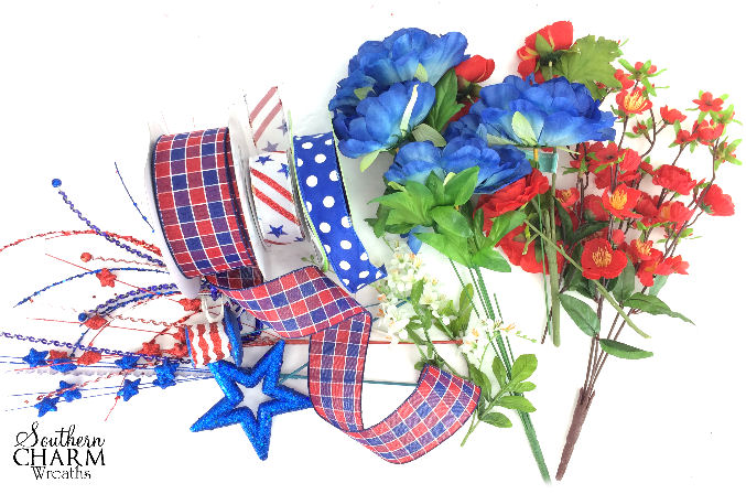 How to Make a Festive Patriotic Lantern Swag by www.southerncharmwreaths.com/blog