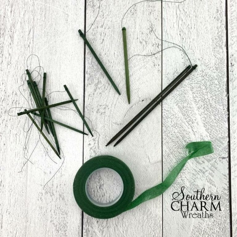 How to Use Wood Floral Picks in Wreaths