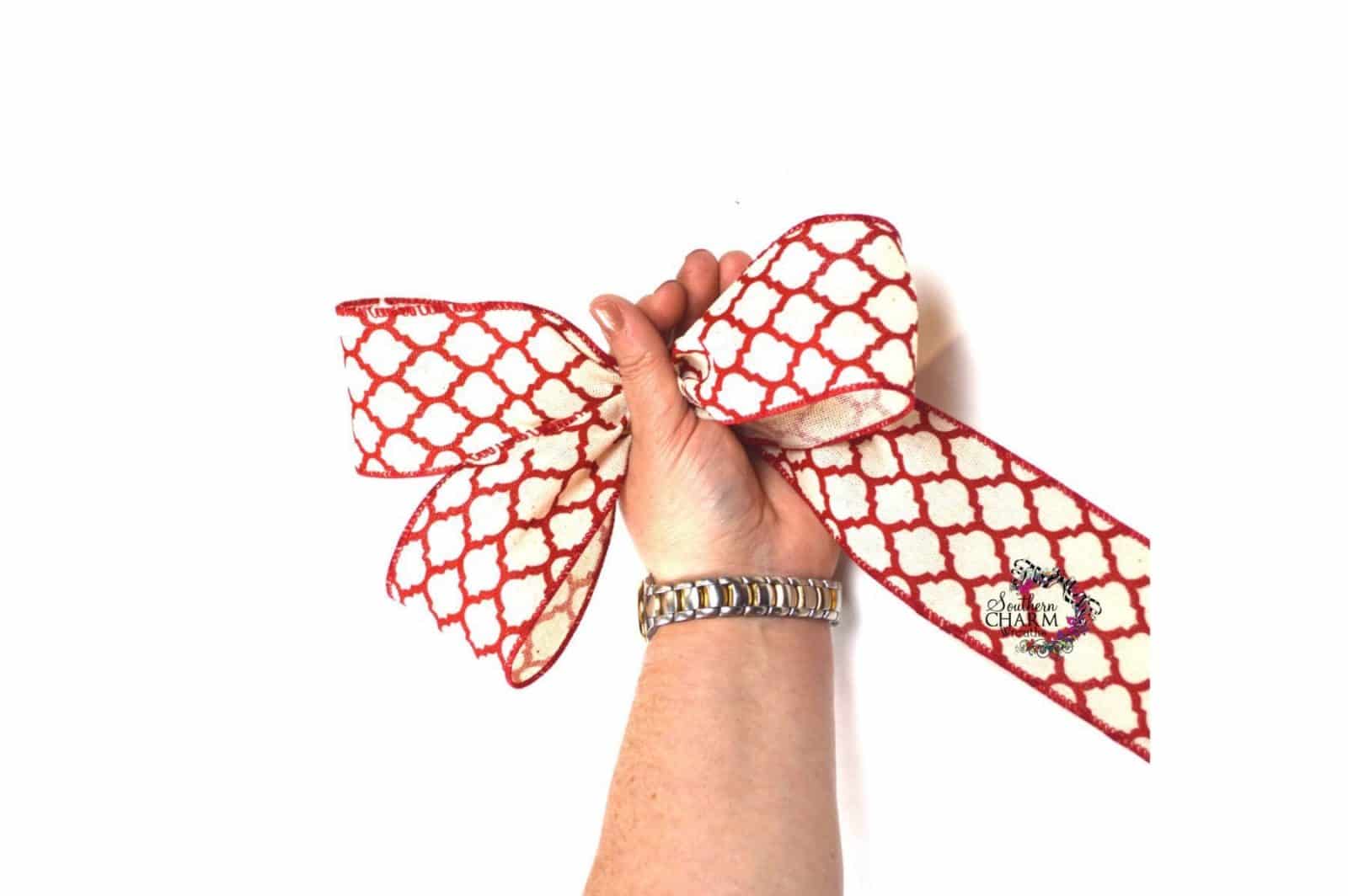 how-to-make-a-bow-with-multiple-ribbons