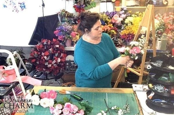 How to Make a Beautiful Mother's Day Wreath | Southern Charm Wreaths