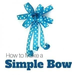 How-to-make-a-simple-wreath-bow
