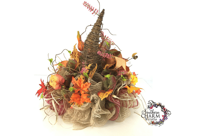 DIY Fall Scarecrow Hat Centerpiece by Southern Charm Wreaths