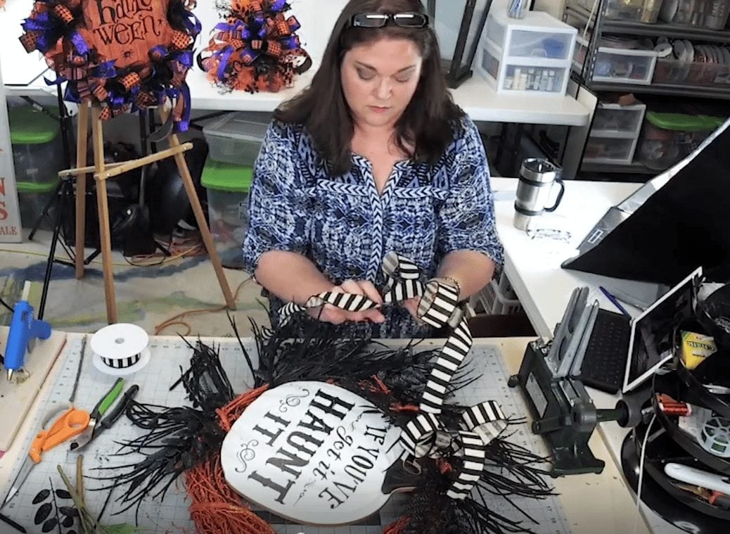 DIY-Pottery-Barn-Inspired-Halloween-Wreath-Tutorial