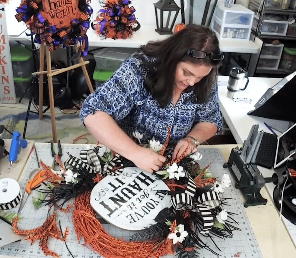 DIY-Pottery-Barn-Inspired-Halloween-Wreath-Tutorial