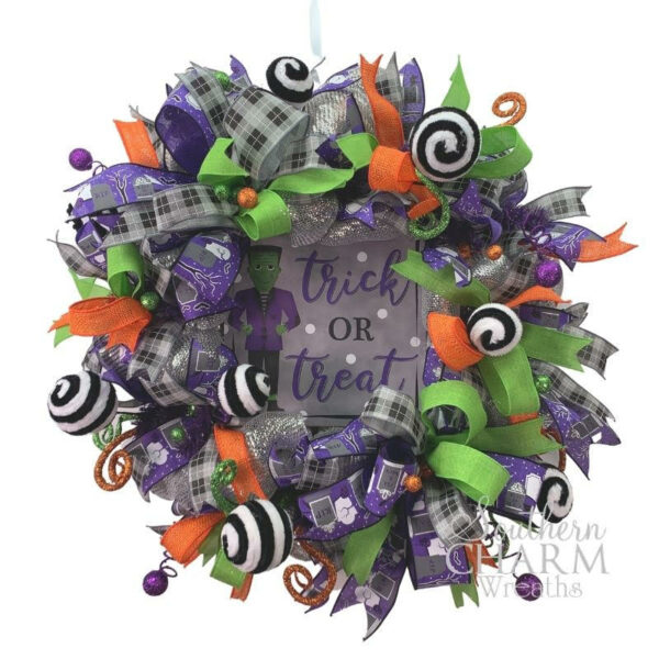 FuNkY+HaLlOwEeN+Curly+Deco+Mesh+Wreath+by+SouthernCharmWreaths,+$7700