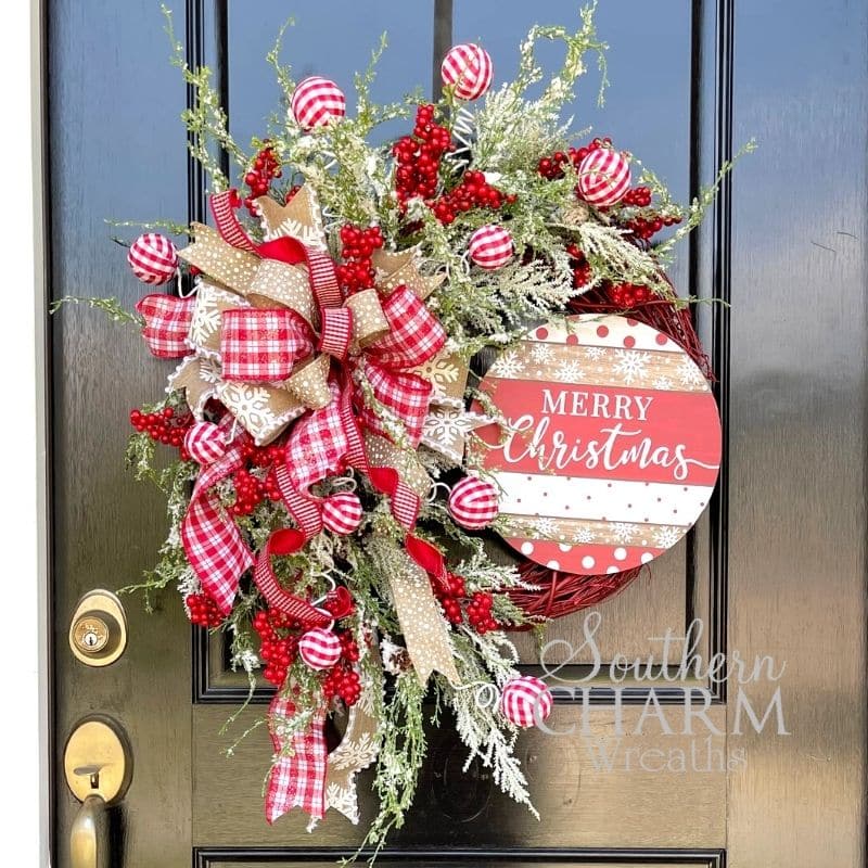 How to Hand Tie a Holiday Bow Using 3 Ribbons - Southern Charm Wreaths