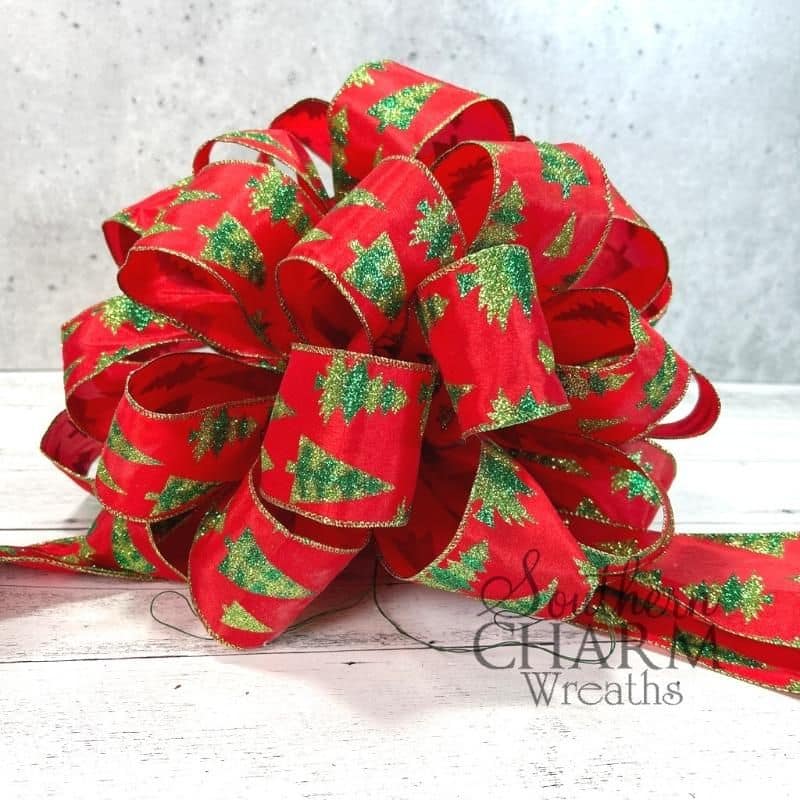 Make A Traditional Christmas Tree Topper Bow Southern Charm Wreaths   Blog Traditional Christmas Tree Topper Bow 