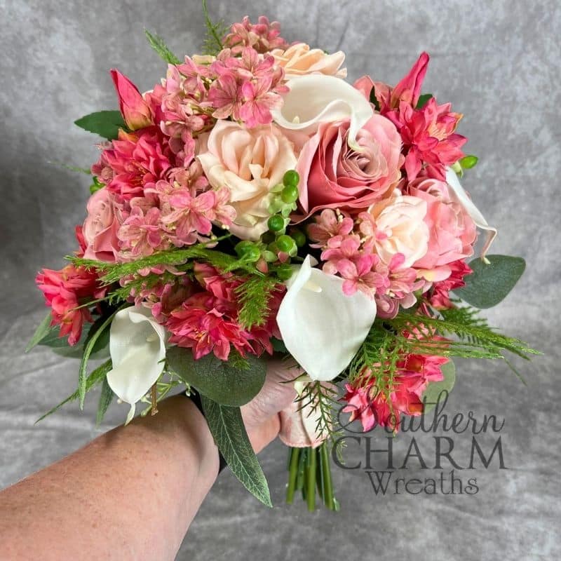 Spring Arrangements Masterclass - Hand Tied Bouquet