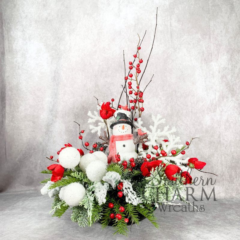red and white snowman table centerpiece