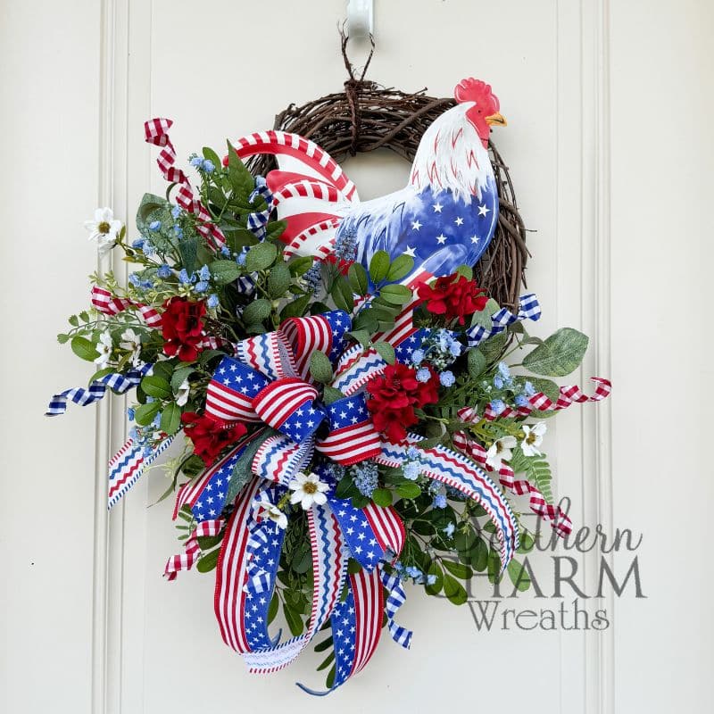 Country Patriotic Rooster Grapevine wreath for patriotic holidays!