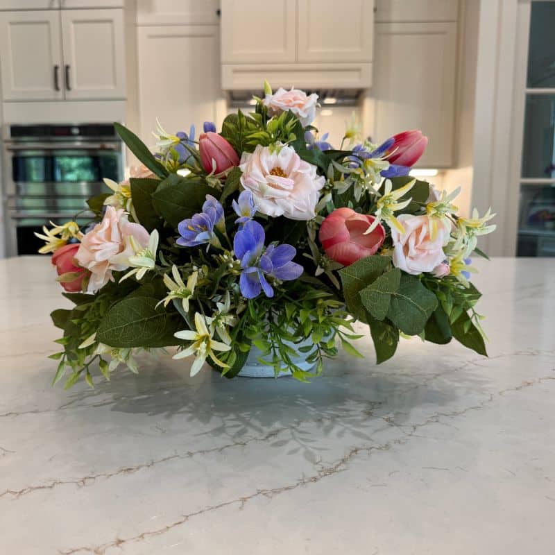 Round Arrangements - Spring