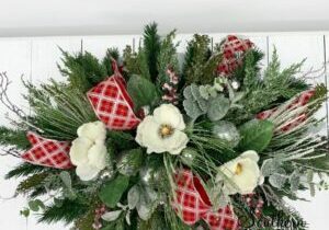 Blog - Bonus Magnolia Christmas Arrangement
