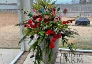 Blog - Decorating Outdoor Holiday Planters