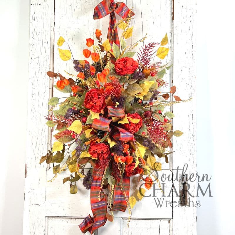 Blog-Fall-Bittersweet-Ranunculus-Wreath