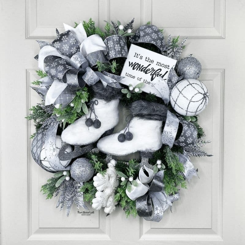 Blog - Laurie Anne Winter Wreath