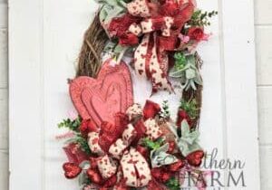 Blog - Oval Valentine's Day Wreath