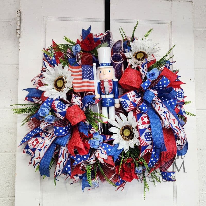 Blog - Patriotic Nutcracker Deco Mesh Wreath