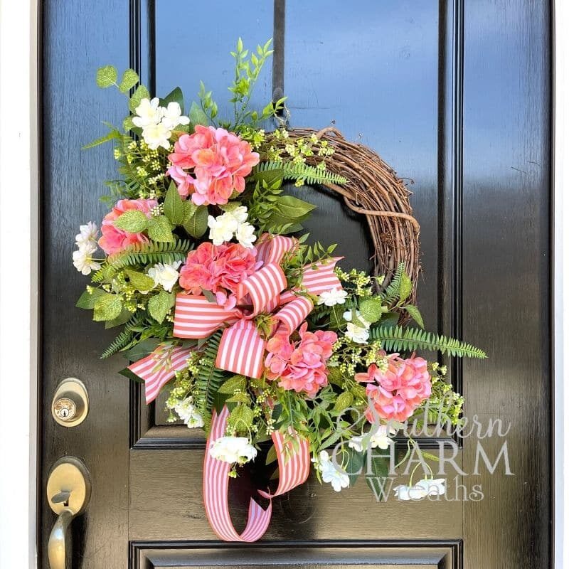 Blog - Simple Coral Hydrangea Summer Wreath