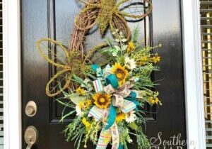 Blog - Summer Oval Dragonfly Grapevine Wreath