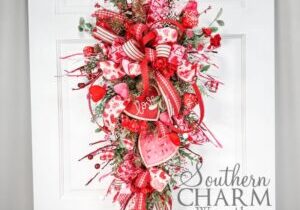 Blog - Valentine's Sugar Cookie Swag Wreath