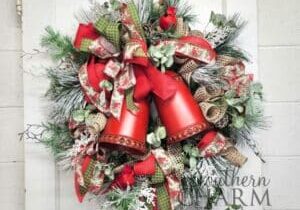 Blog - Winter Cardinal Wreath