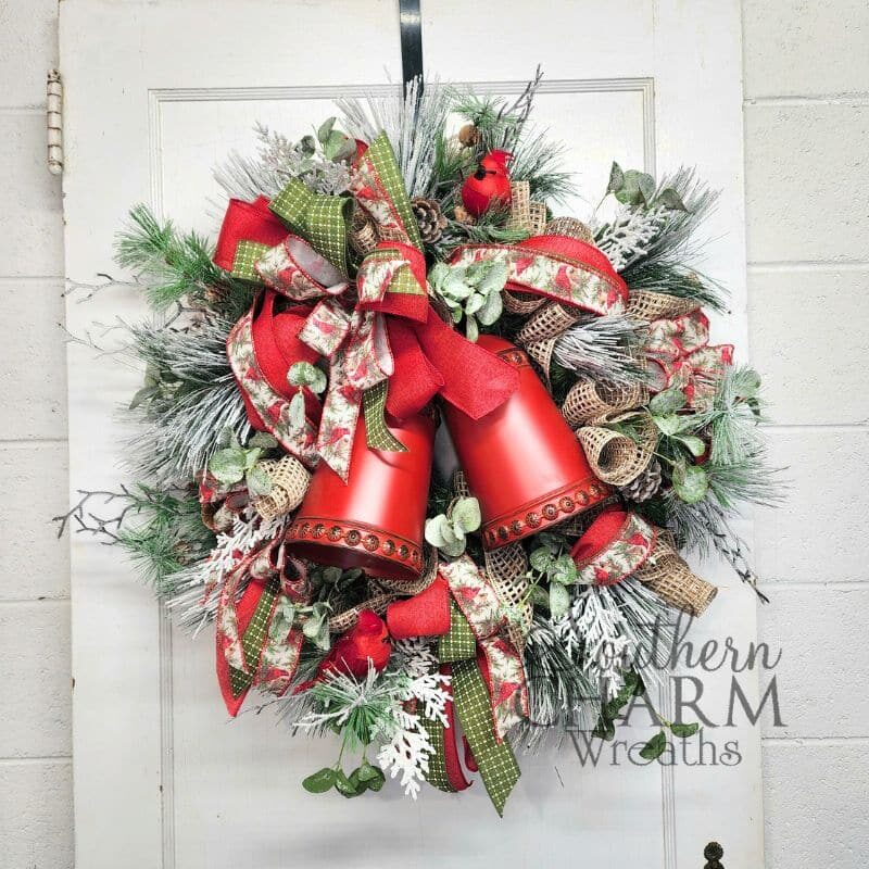 Blog - Winter Cardinal Wreath