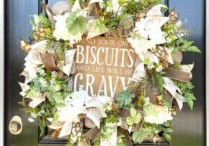 Blog - Year Round Deco Mesh Biscuits and Gravy Wreath