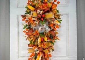 Everbloom - Fall Scarecrow Corncob Swag Wreath