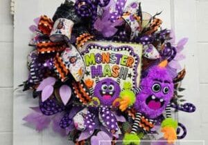Everbloom - Monster Mash Halloween Wreath