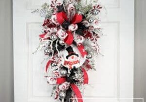 Everbloom - Snowman Teardrop Swag Winter Wreath