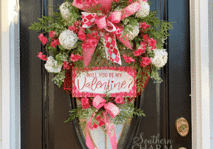 _WOTMC Bonus Valentine's Day Silk Flower Wreath (1)