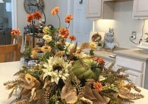 how to fall table centerpiece on tile blg