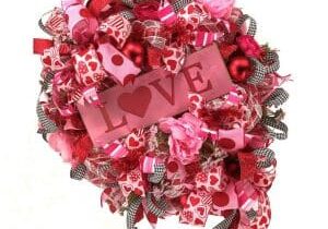 learn how to make a valentiens wreath-ig